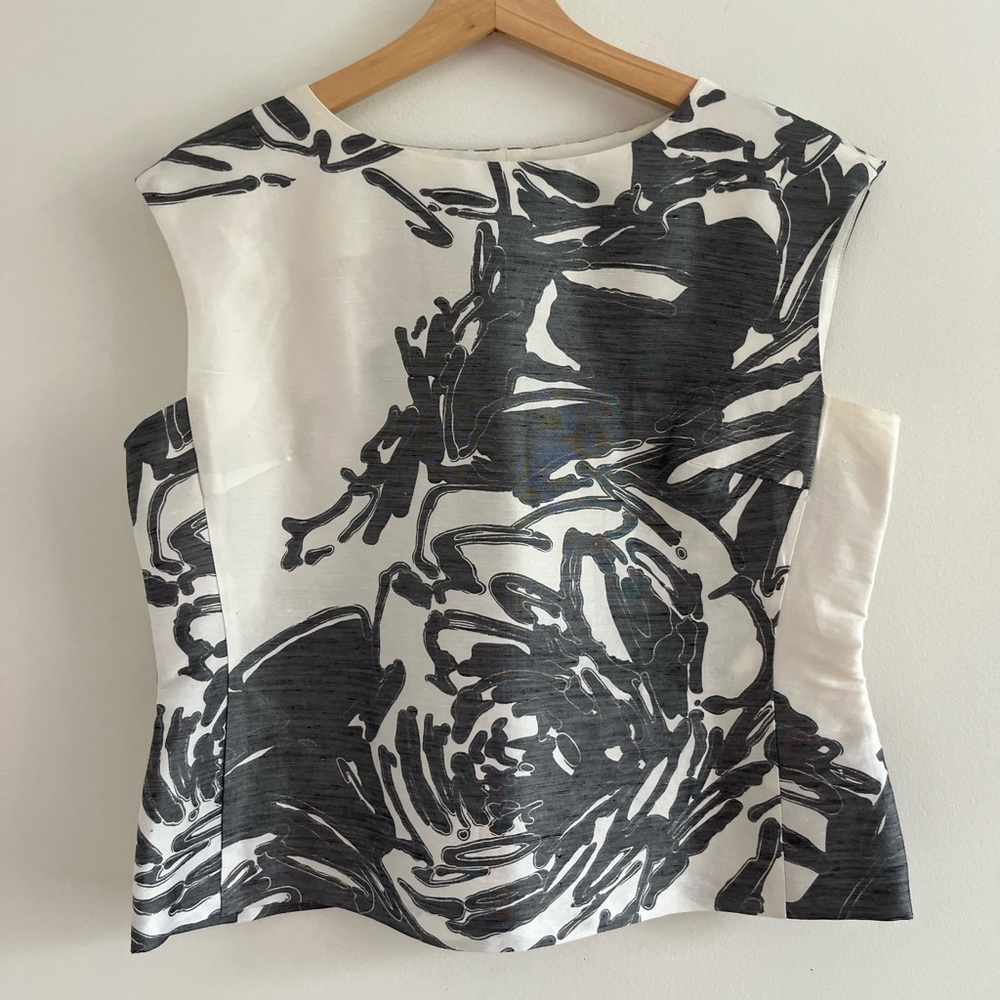 SANDRA PABST Printed Top. Perfect condition